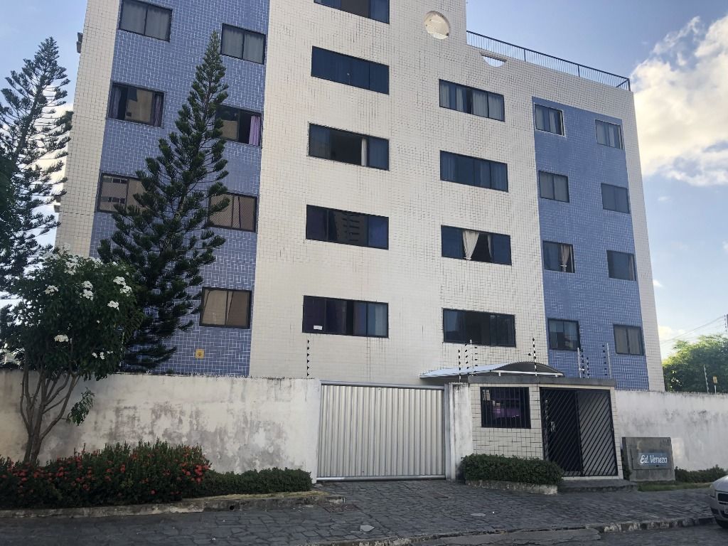 Apartamento com 3 dormitórios à venda, 76 m² por R$ 265.000,00 - Manaíra - João Pessoa/PB